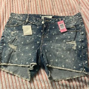 Torrid distressed shorts